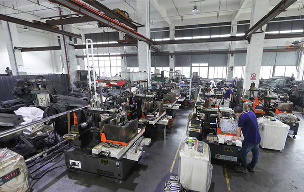 Onfocuspack factory overview with packing machines